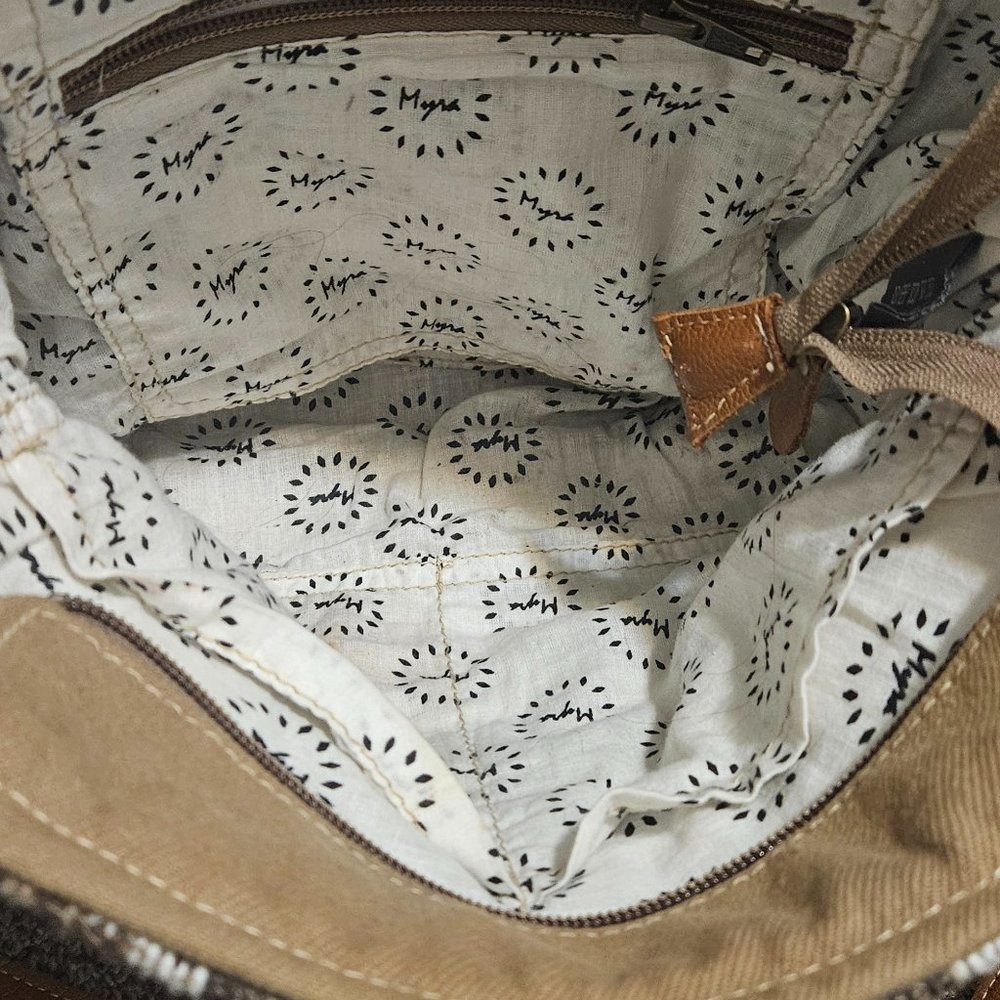 Myra Purse - Picture 3 of 4